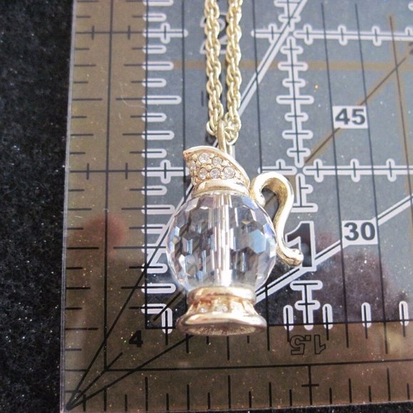 FLASH SALE SWARVOSKI SWAN SIGNED TEAPOT CHARM ON 24 INCH Goldtone NECKLACE - Picture 3 of 7